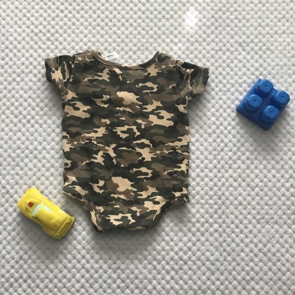 MILITARY NEWBORN BUNDLE NWOT - Picture 8 of 8